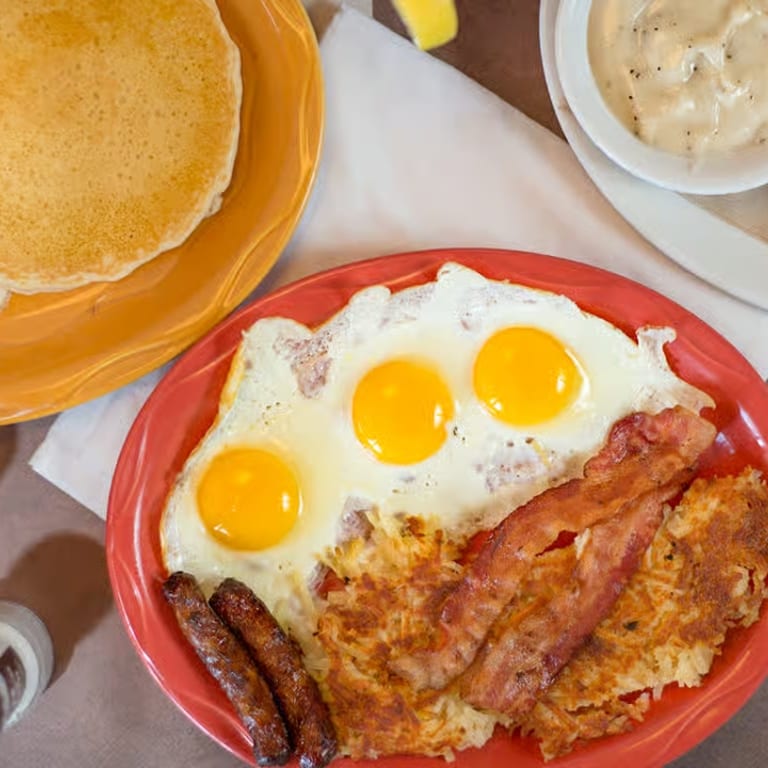 Delicious Omelet Options for Breakfast and Brunch